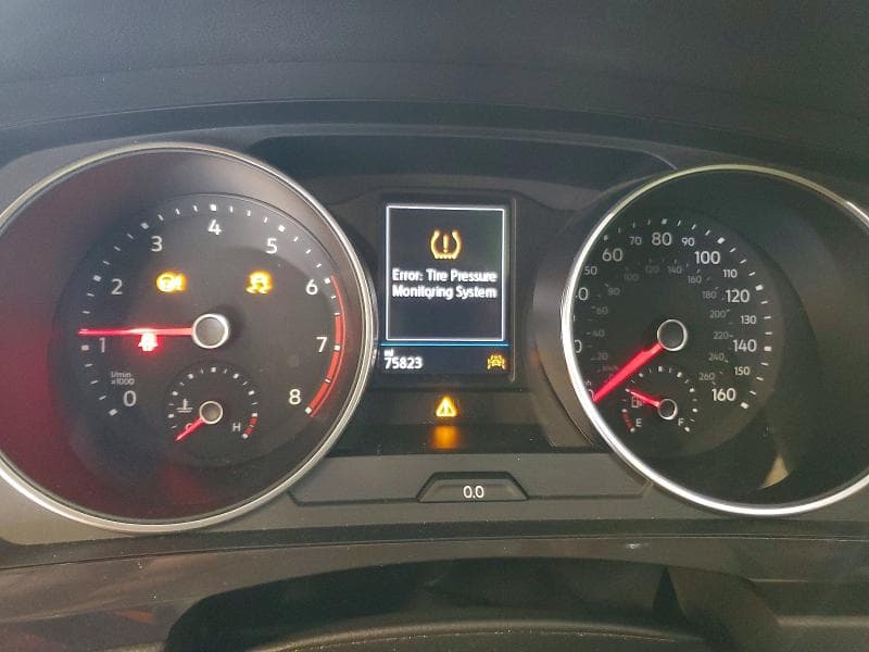 2019 VOLKSWAGEN TIGUAN SE 9