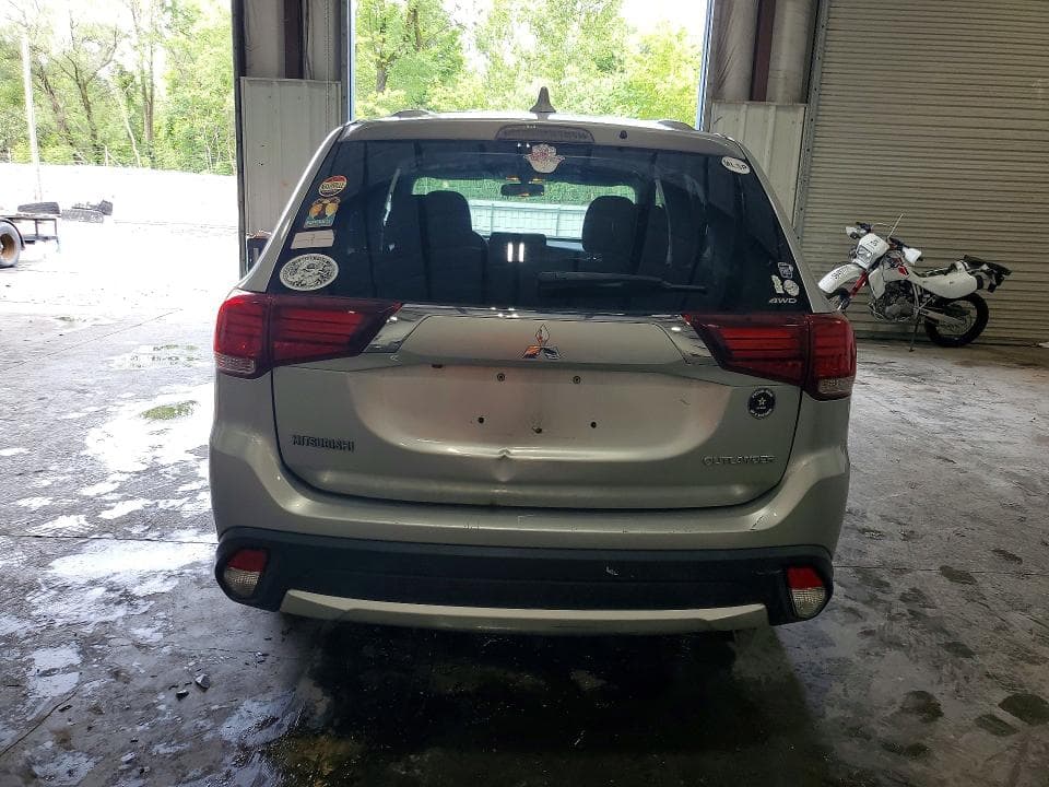 2018 MITSUBISHI OUTLANDER SE 6