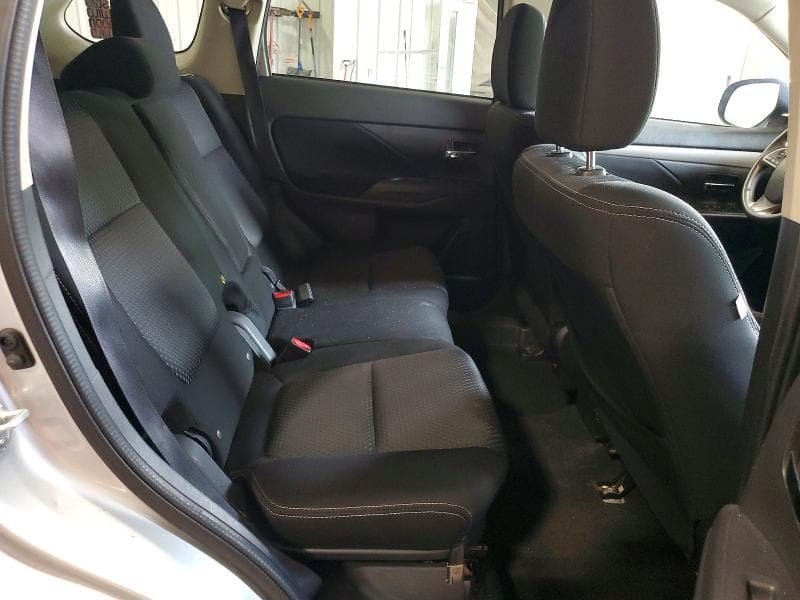 2018 MITSUBISHI OUTLANDER SE 10
