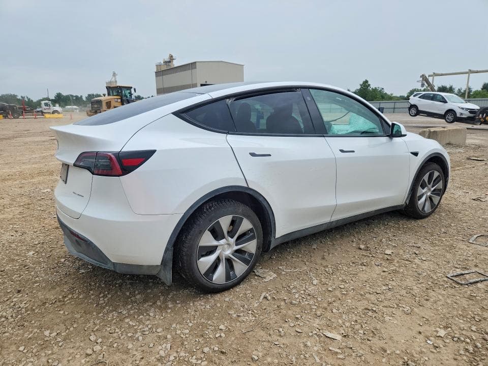 2023 TESLA MODEL Y 3