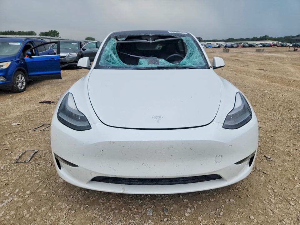 2023 TESLA MODEL Y 5