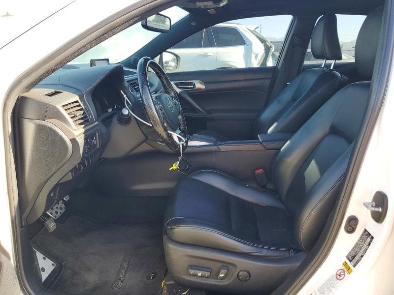 2017 LEXUS CT 200 7