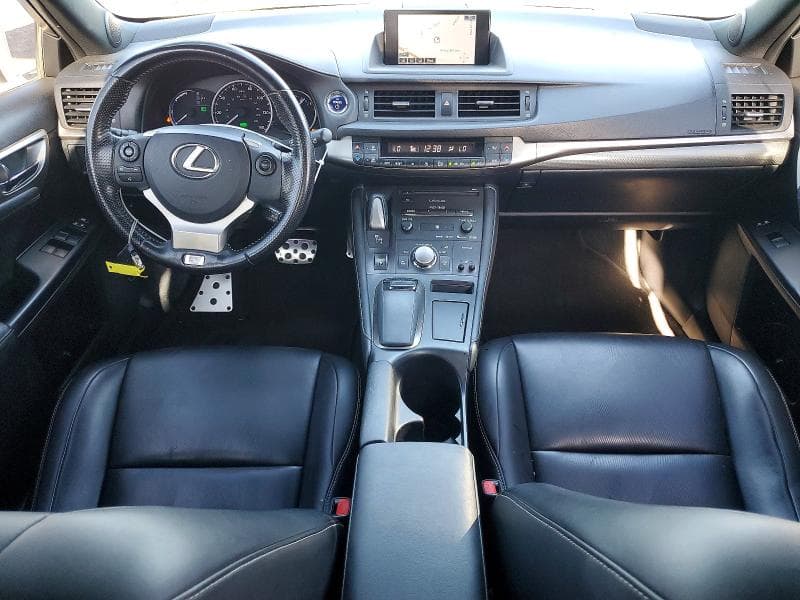 2017 LEXUS CT 200 8