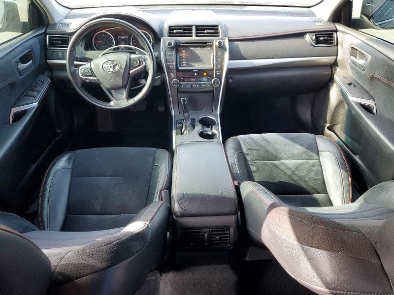 2017 TOYOTA CAMRY XSE 8