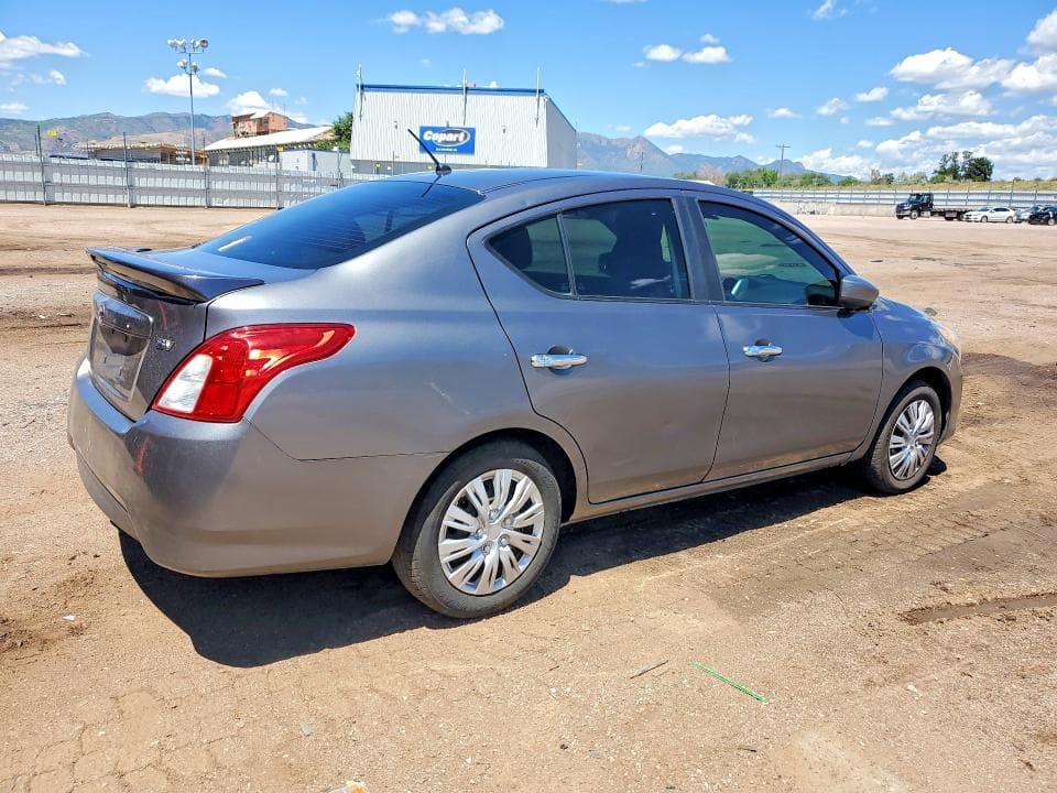 2017 NISSAN VERSA 1.6 SV 3