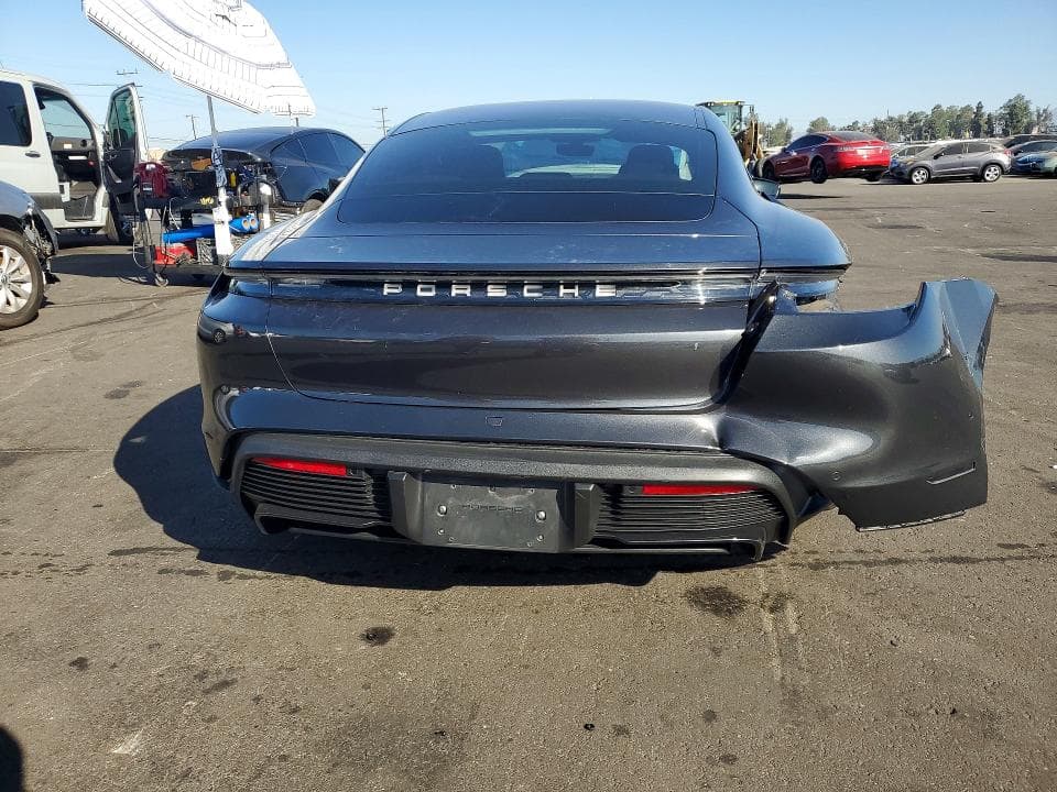 2020 PORSCHE TAYCAN TURBO 6