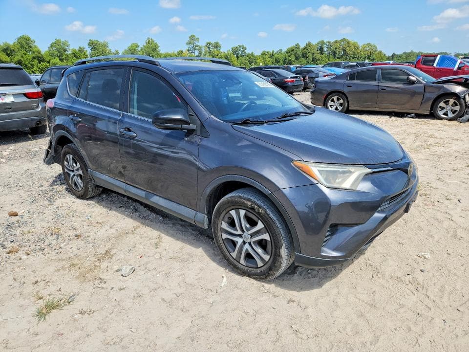 2017 TOYOTA RAV4 LE 4