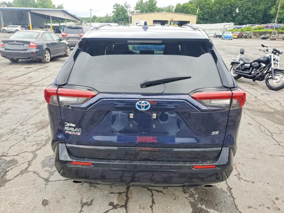 2021 TOYOTA RAV4 PRIME SE 6