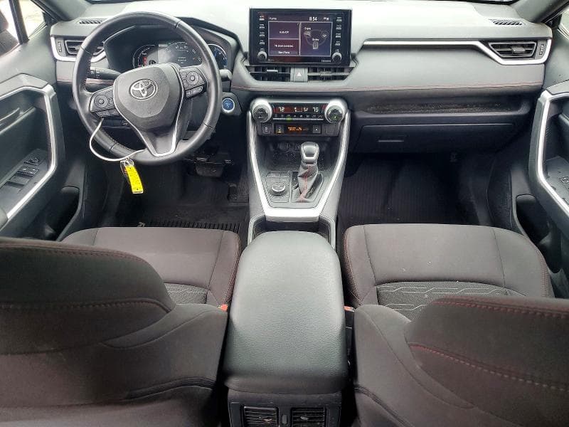 2021 TOYOTA RAV4 PRIME SE 8