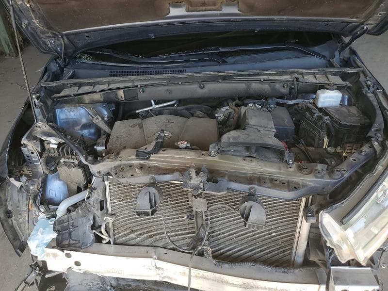 2019 TOYOTA HIGHLANDER LE 11