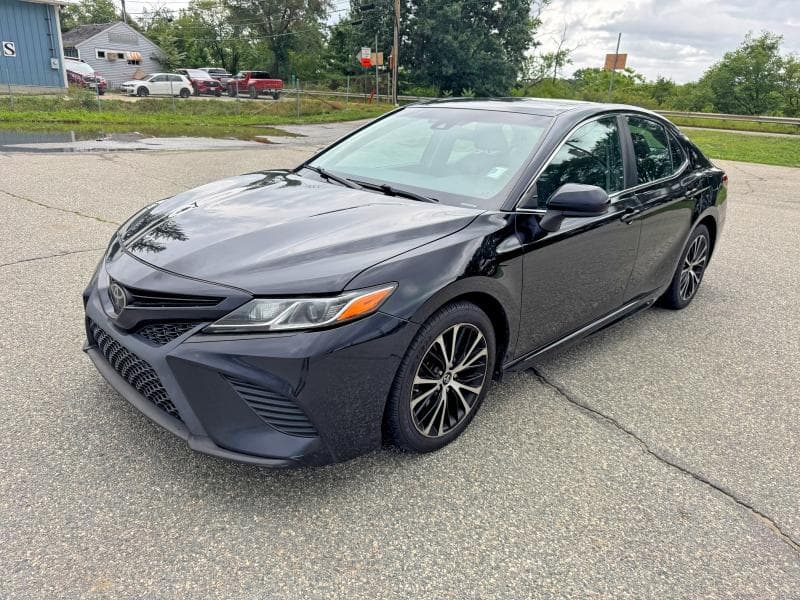 2019 TOYOTA CAMRY SE - 1