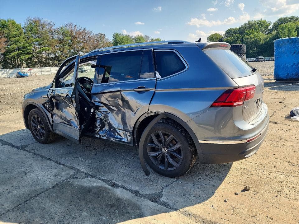 2023 VOLKSWAGEN TIGUAN SE 2