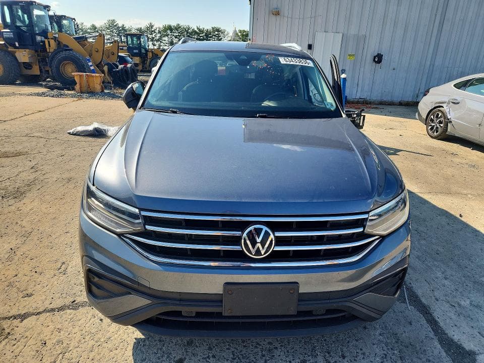 2023 VOLKSWAGEN TIGUAN SE 5
