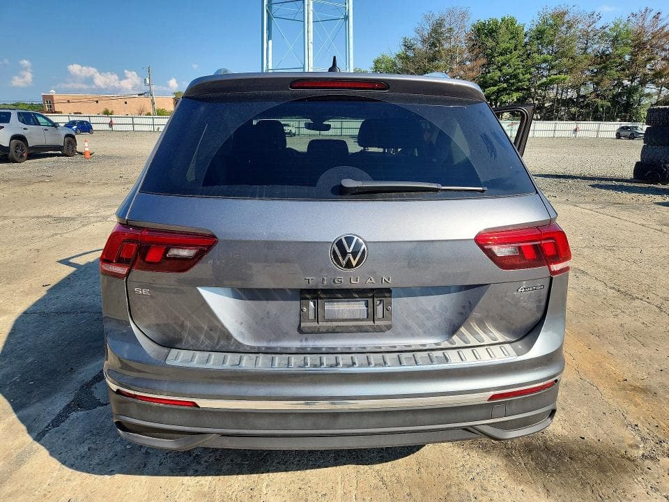 2023 VOLKSWAGEN TIGUAN SE 6