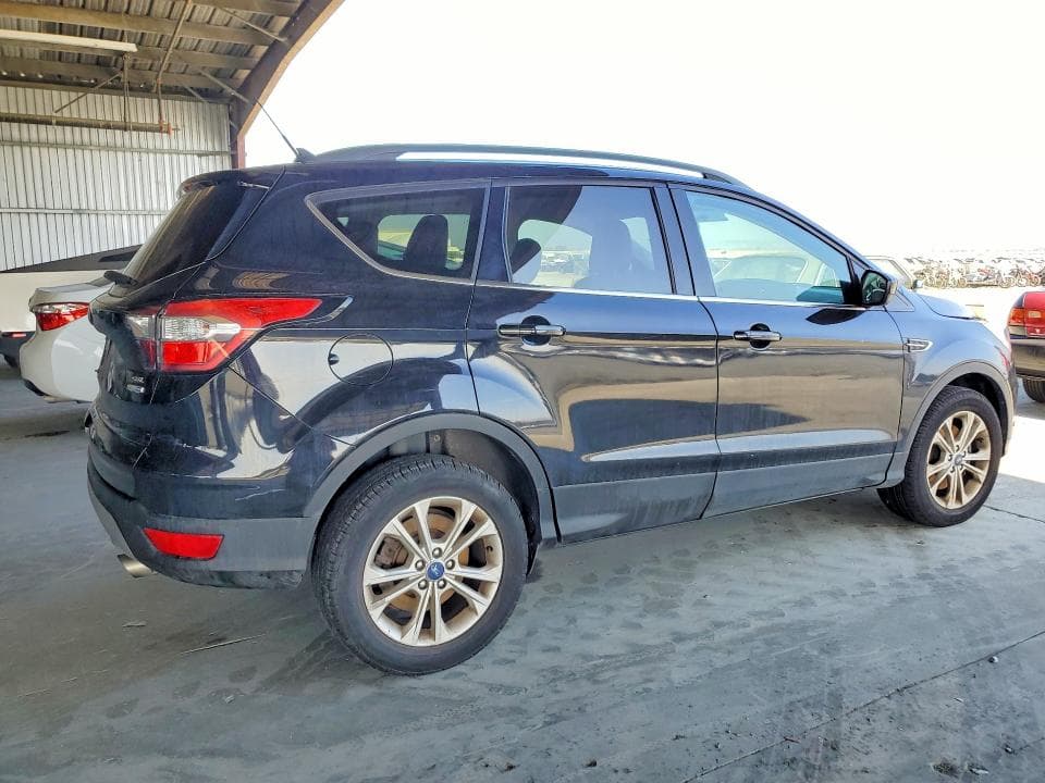 2018 FORD ESCAPE SEL 3