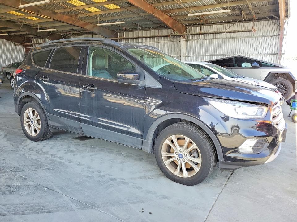 2018 FORD ESCAPE SEL 4