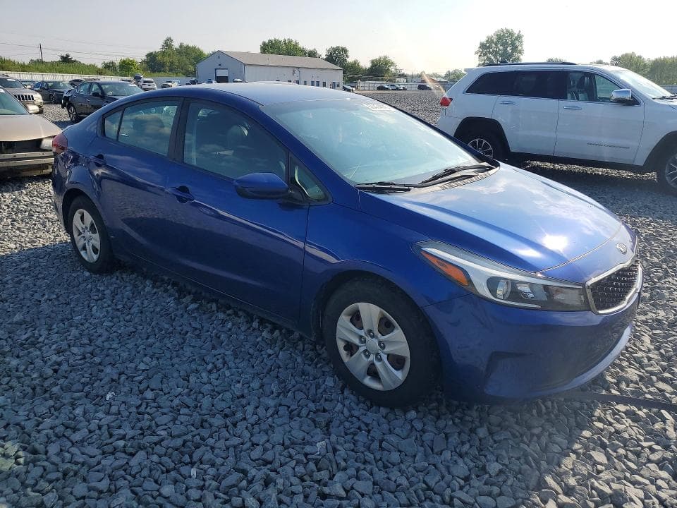 2017 KIA FORTE LX 4