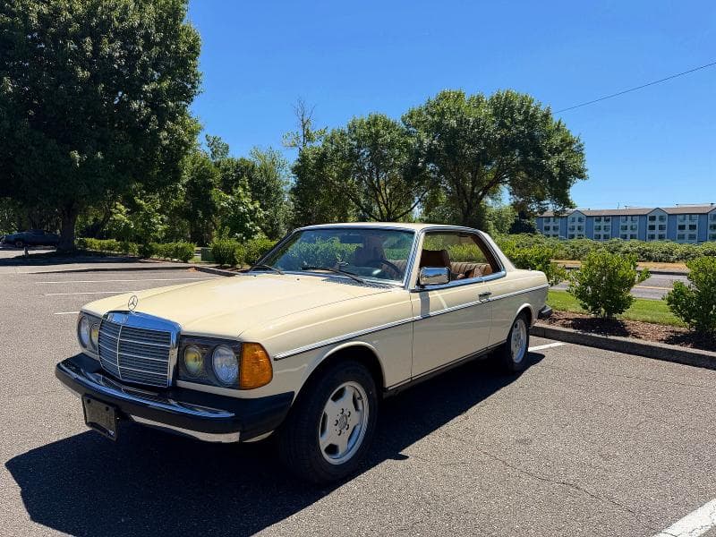 1978 MERCEDES-BENZ 280CE 2