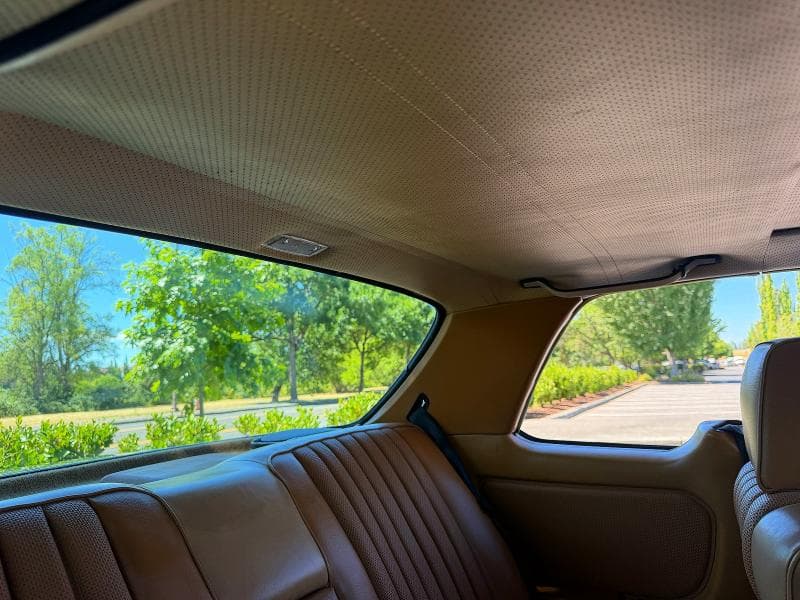 1978 MERCEDES-BENZ 280CE 12