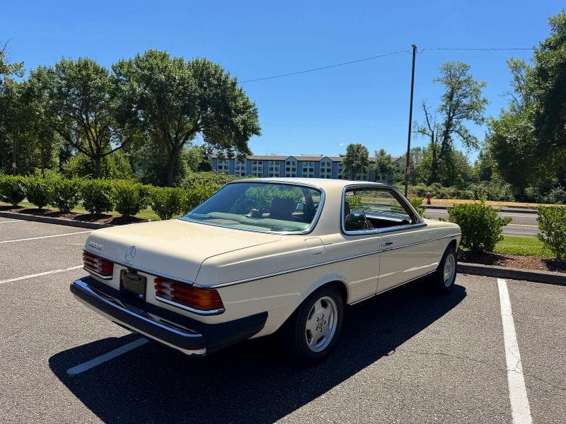 1978 MERCEDES-BENZ 280CE 4