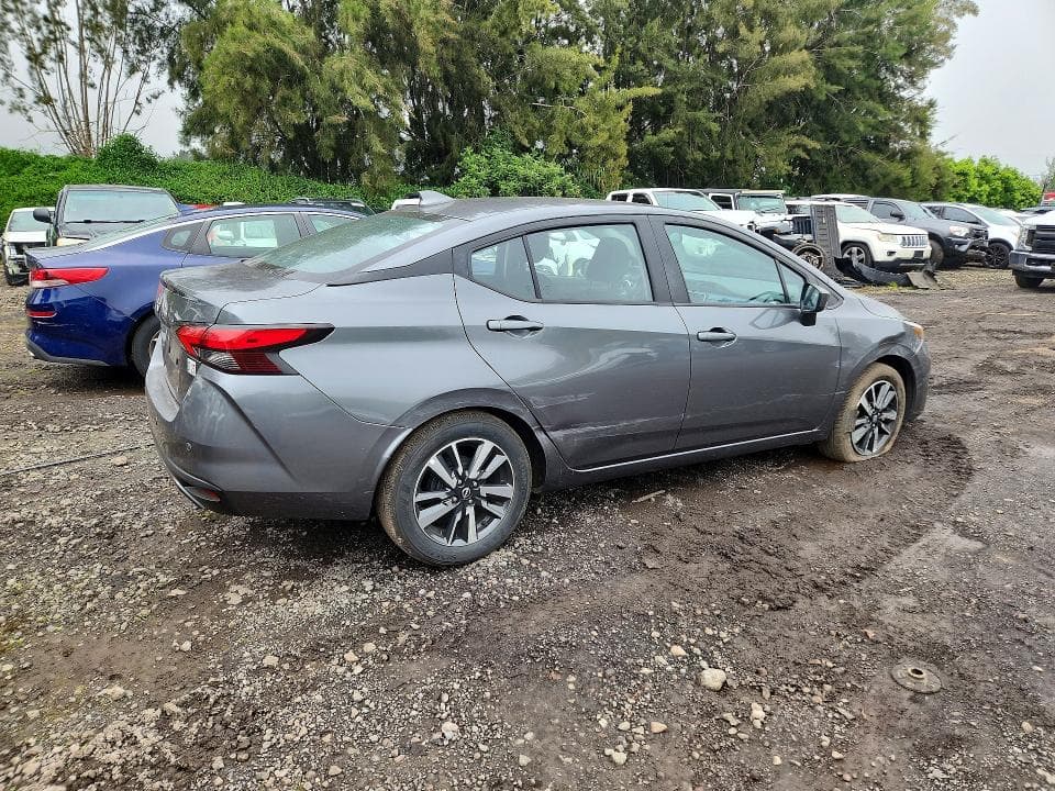 2025 NISSAN VERSA SV 3