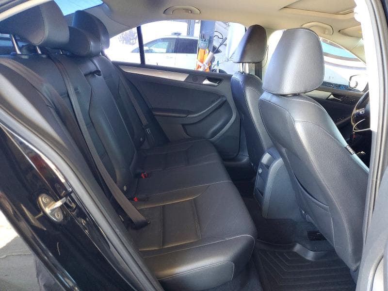 2017 VOLKSWAGEN JETTA SE 10