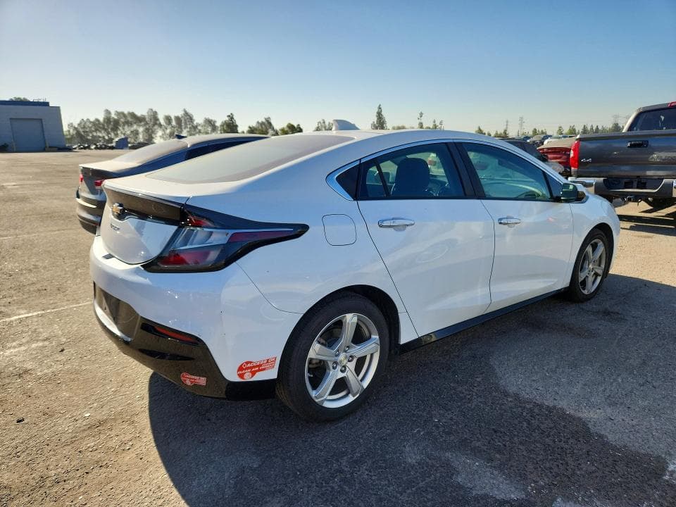 2017 CHEVROLET VOLT LT 3