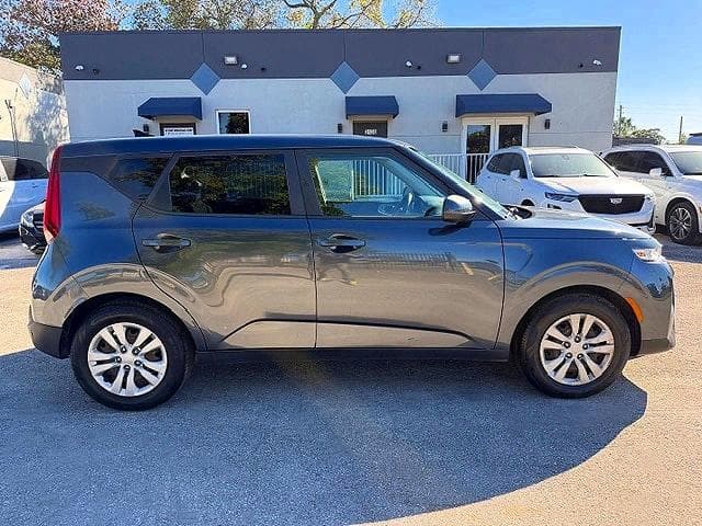 2020 KIA SOUL LX 13