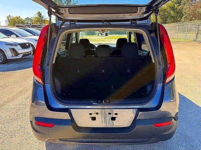2020 KIA SOUL LX 6