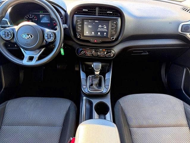 2020 KIA SOUL LX 8