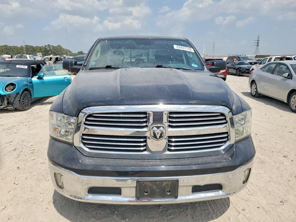 2017 RAM 1500 SLT 5