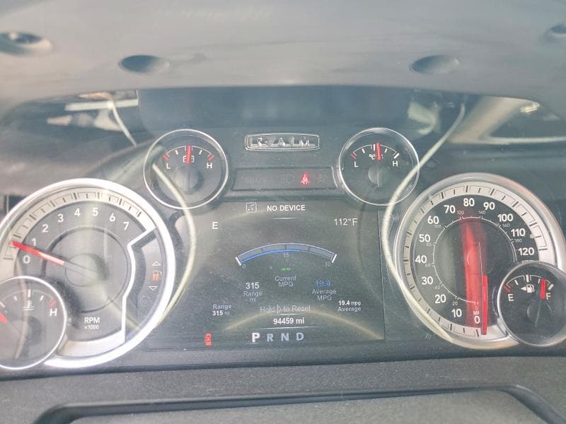 2017 RAM 1500 SLT 9