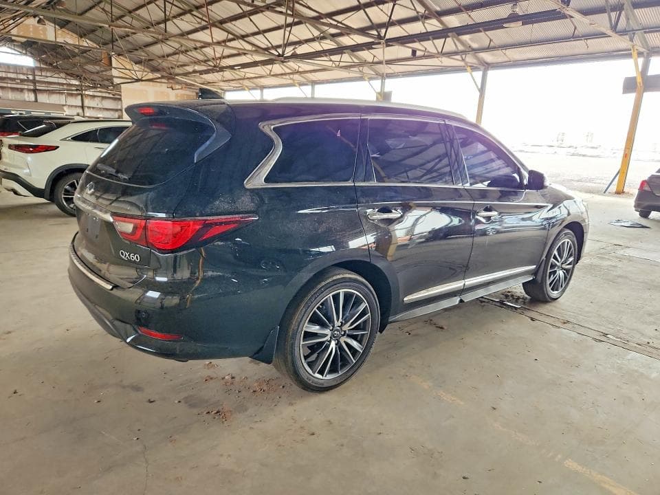 2019 INFINITI QX60 LUXE 3