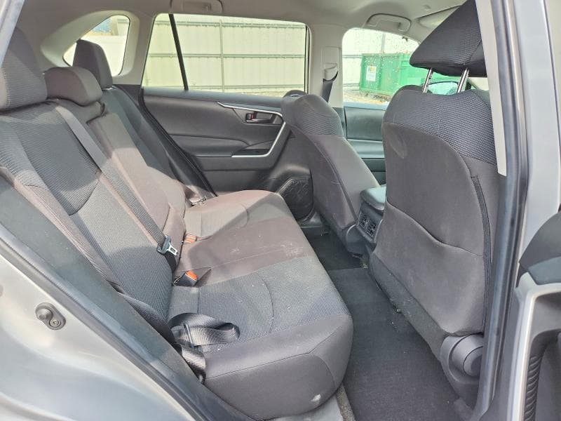 2023 TOYOTA RAV4 LE 22