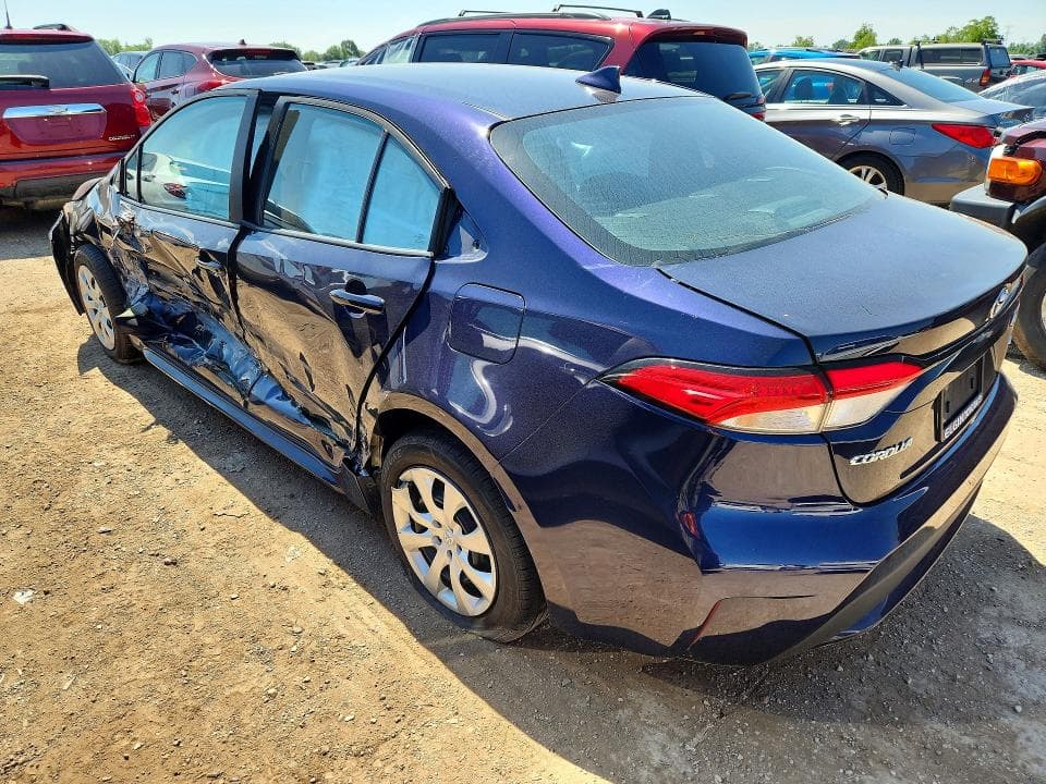 2022 TOYOTA COROLLA LE 3
