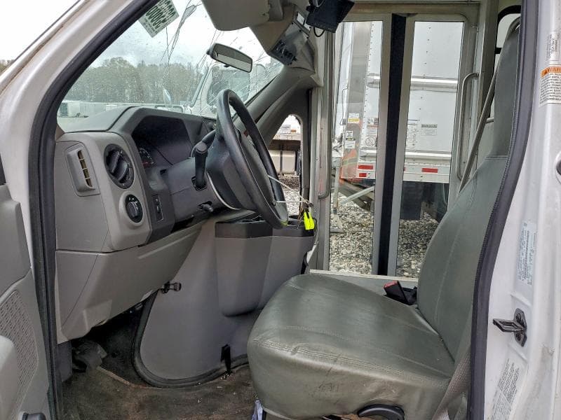 2019 FORD E350 - SHUTTLE BUS 5