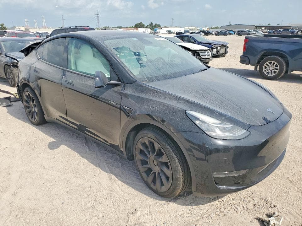 2022 TESLA MODEL Y 4