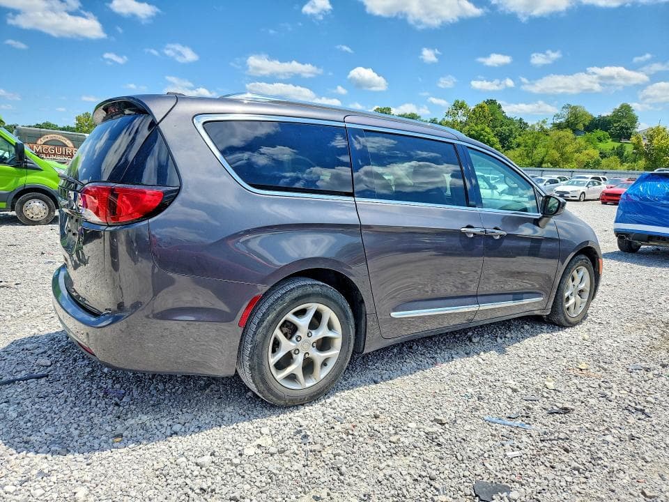 2019 CHRYSLER PACIFICA TOURING L PLUS 3