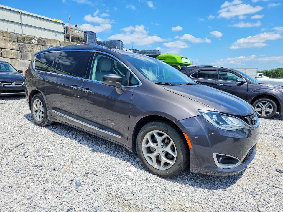 2019 CHRYSLER PACIFICA TOURING L PLUS 4