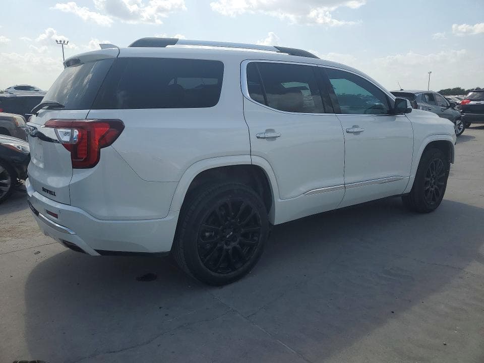 2023 GMC ACADIA DENALI 3