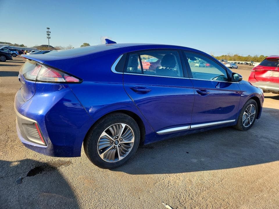 2020 HYUNDAI IONIQ PLUG-IN HYBRID SEL 3