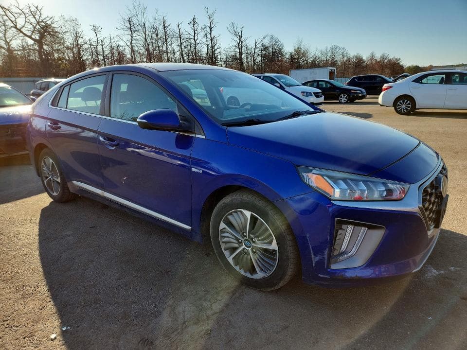 2020 HYUNDAI IONIQ PLUG-IN HYBRID SEL 4