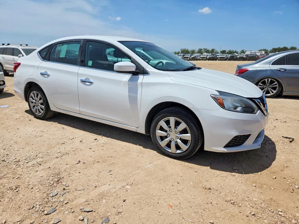 2019 NISSAN SENTRA S 4