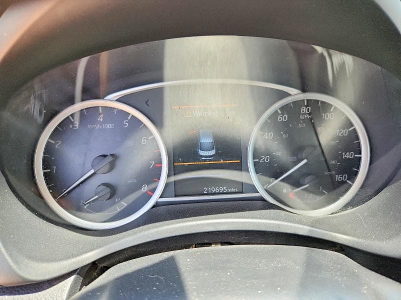 2019 NISSAN SENTRA S 9