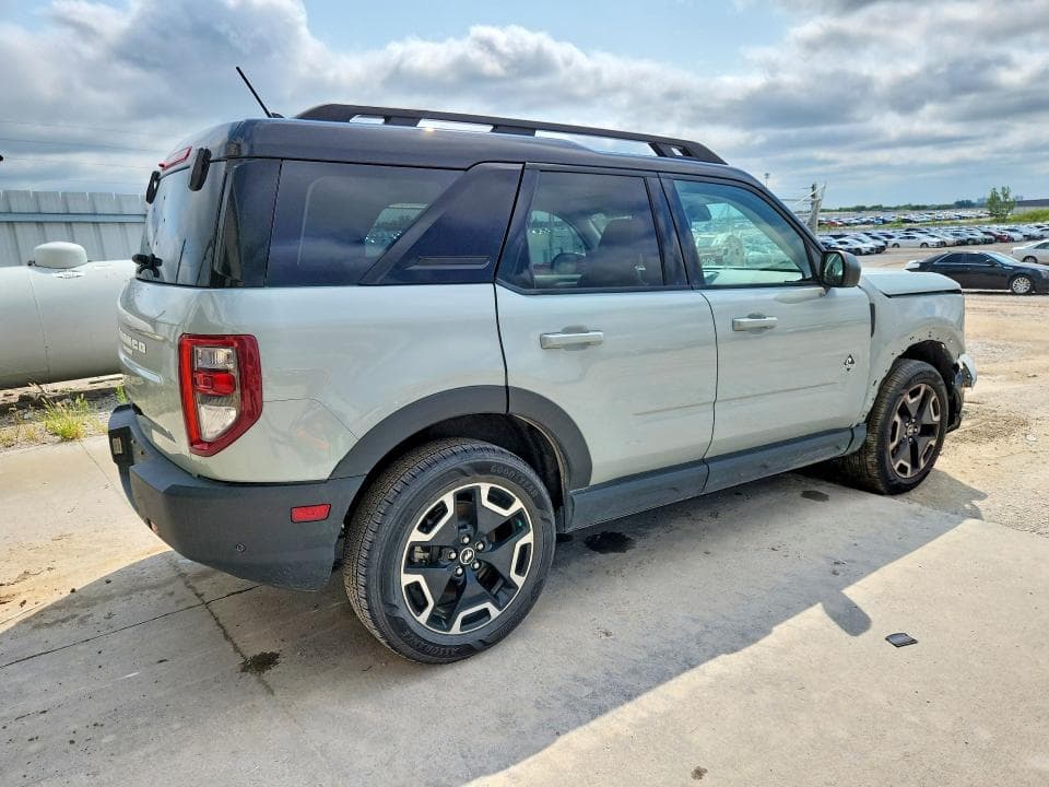 2022 FORD BRONCO SPORT OUTER BANKS 3