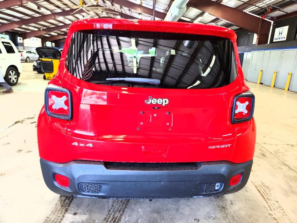 2020 JEEP RENEGADE SPORT 6