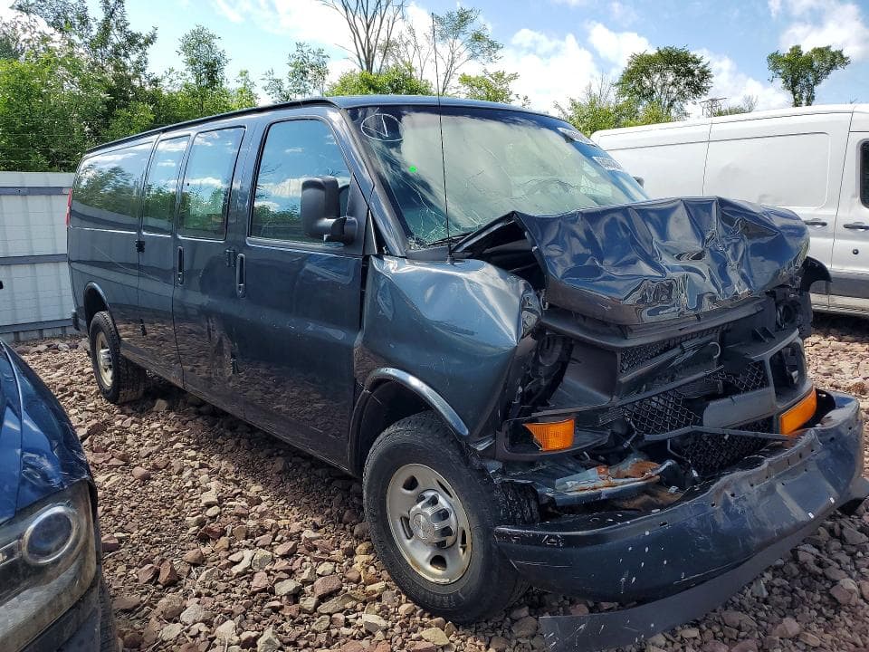 2017 CHEVROLET EXPRESS G3500 4