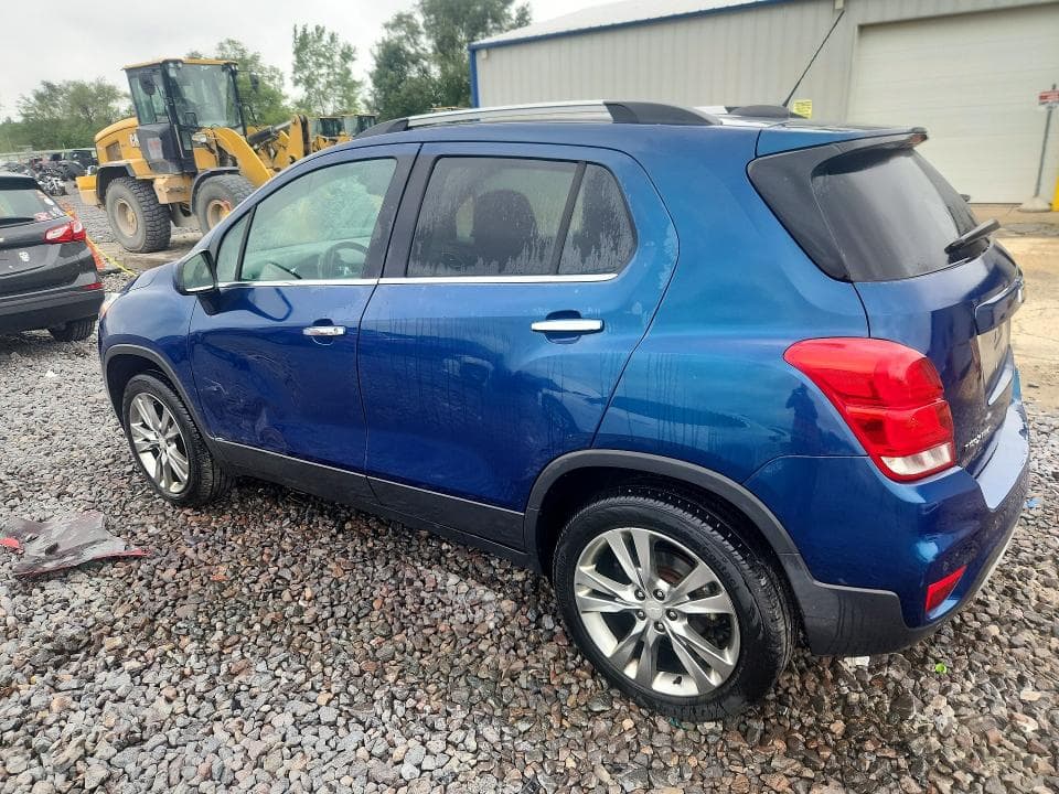 2019 CHEVROLET TRAX 1LT 2