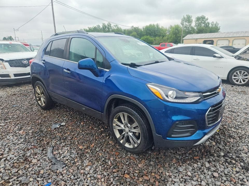 2019 CHEVROLET TRAX 1LT 4