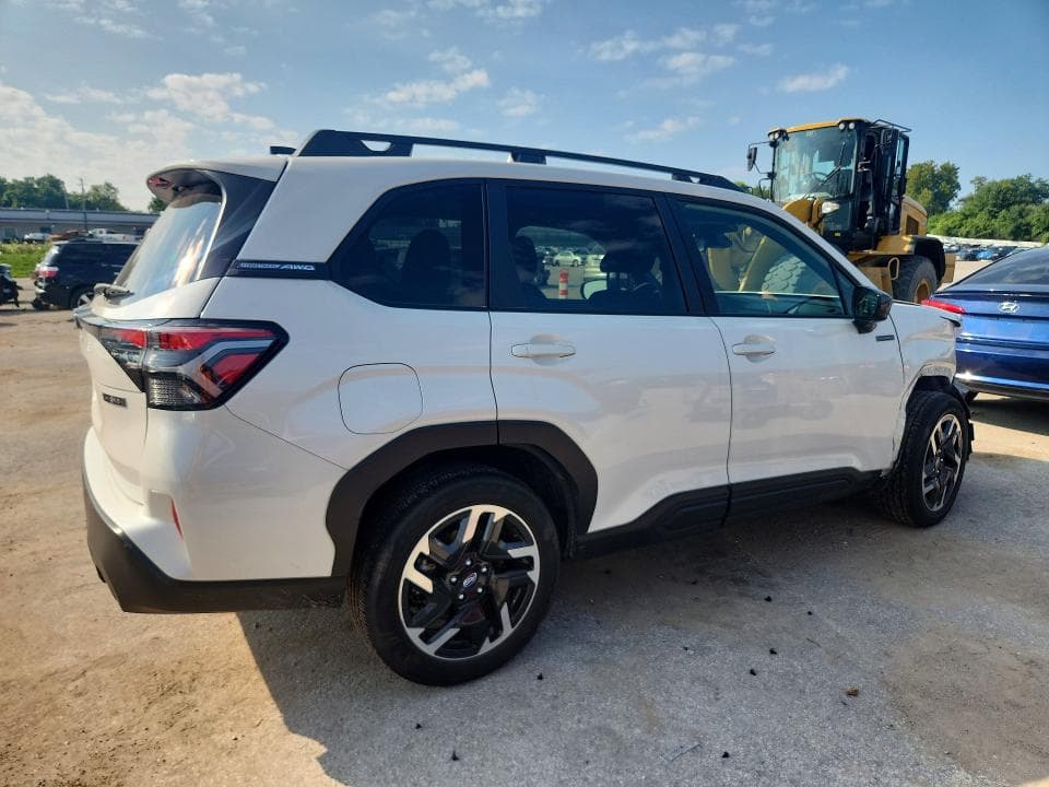 2025 SUBARU FORESTER PREMIUM 3